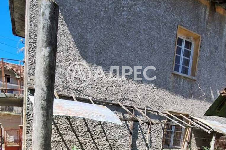 Къща/Вила, Беглеж, 682670, Снимка 1