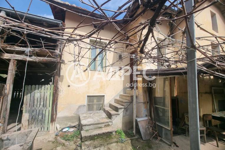 Къща/Вила, Беглеж, 655671, Снимка 2