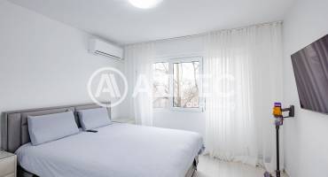 Многостаен апартамент, Варна, Левски, 700674, Снимка 5