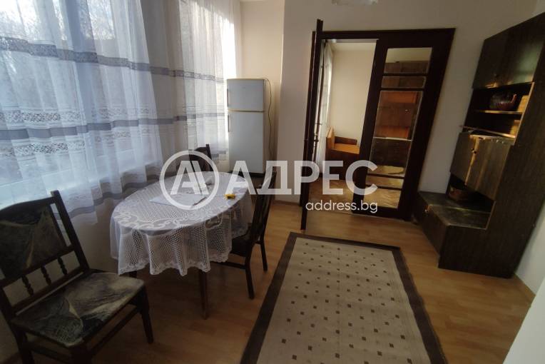 Тристаен апартамент, Варна, Завод Дружба, 679675, Снимка 3