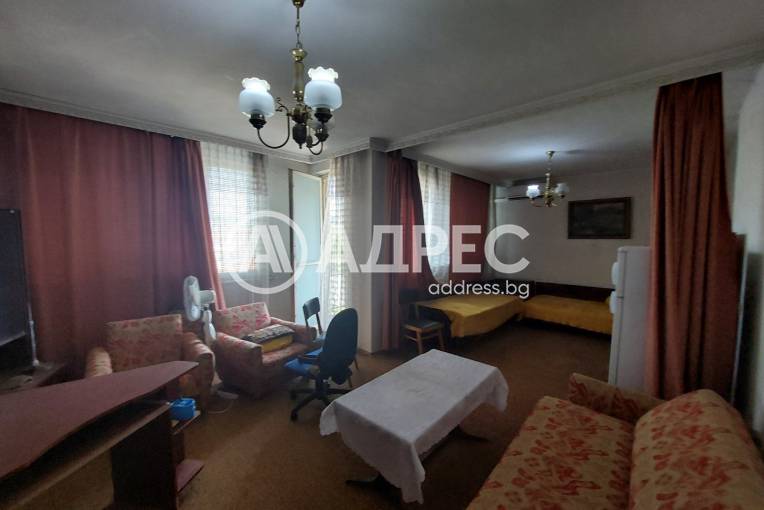 Тристаен апартамент, Панагюрище, 666676, Снимка 1