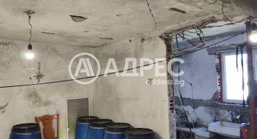 Къща/Вила, Безмер, 679677, Снимка 3