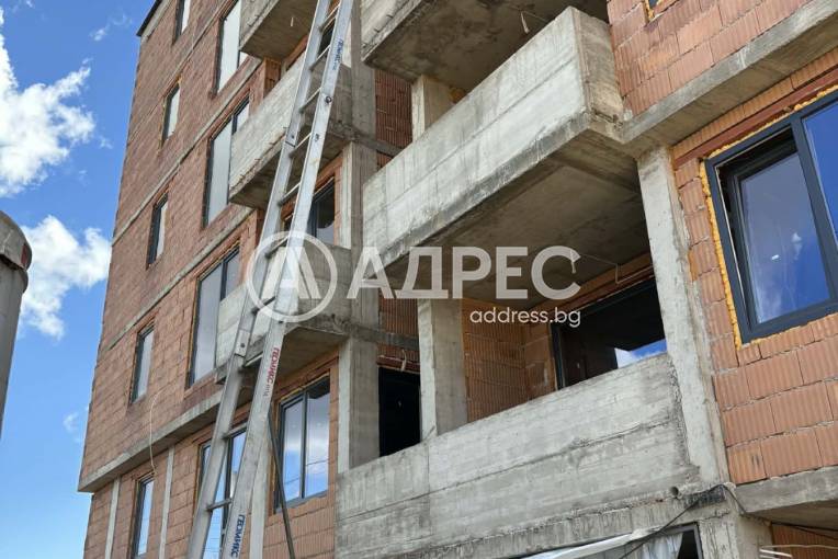 Тристаен апартамент, Плевен, ВМИ, 694677, Снимка 1