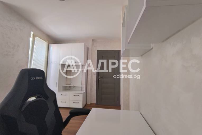 Тристаен апартамент, Русе, Широк център, 701677, Снимка 10