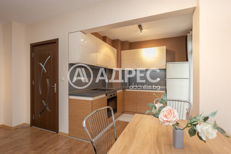 Двустаен апартамент, Варна, Операта, 686678, Снимка 4