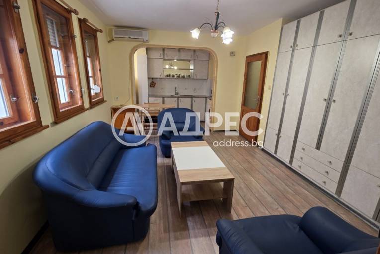 Двустаен апартамент, Плевен, Мара Денчева, 702678, Снимка 2