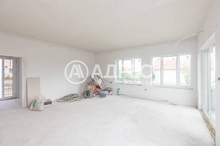 Многостаен апартамент, Бяла, 657679, Снимка 4