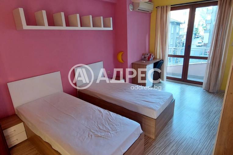 Тристаен апартамент, Шумен, Център, 665679, Снимка 2