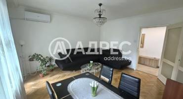 Тристаен апартамент, София, Център, 702679, Снимка 1