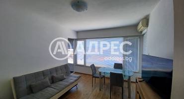 Двустаен апартамент, Варна, Идеален център, 690680