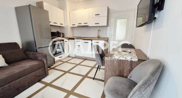 Двустаен апартамент, Варна, ЖП Гара, 667681, Снимка 1