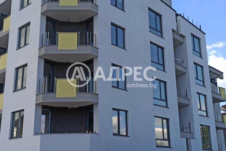 Тристаен апартамент, София, Модерно предградие, 674682, Снимка 1