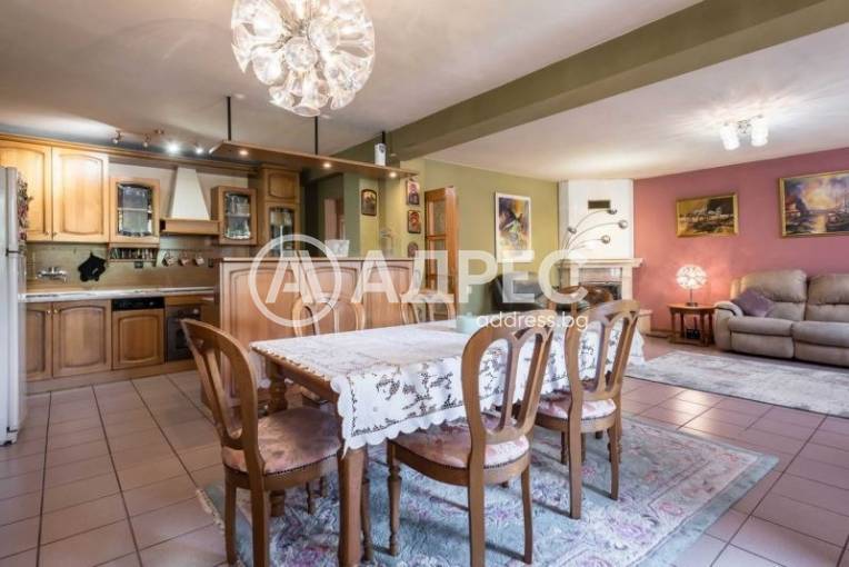 Къща/Вила, Варна, Централна поща, 682682, Снимка 1