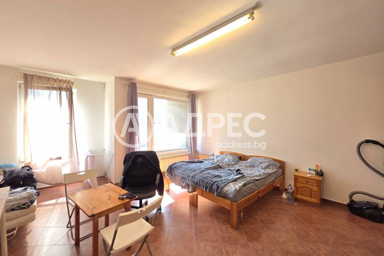 Тристаен апартамент, София, Студентски град, 685683, Снимка 1