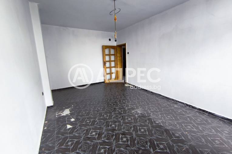 Двустаен апартамент, Севлиево, жк. "д-р. Атанас Москов", 651684, Снимка 2