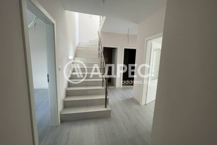 Тристаен апартамент, Варна, к.к. Чайка, 657684, Снимка 2