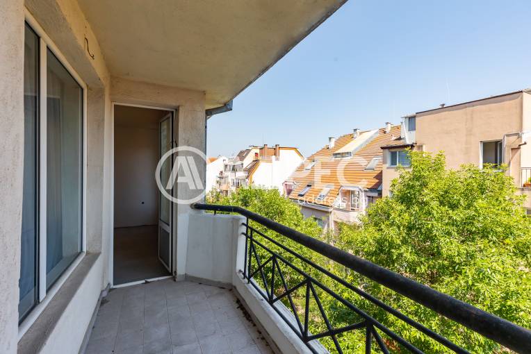 Многостаен апартамент, Варна, Аспарухово, 675684, Снимка 2