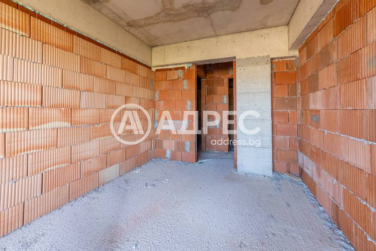 Тристаен апартамент, Варна, Цветен квартал, 646685, Снимка 13