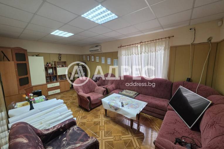 Къща/Вила, Роза, 692685, Снимка 8