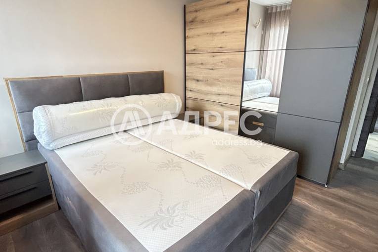 Тристаен апартамент, Велико Търново, Зона Б, 693685, Снимка 2