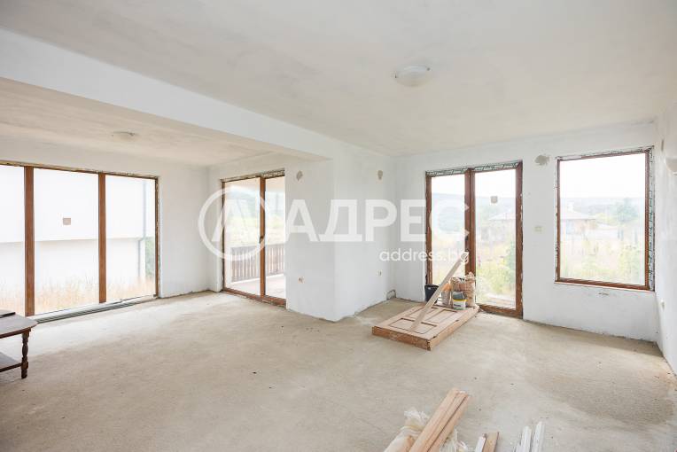 Къща/Вила, Църква, 664687, Снимка 1