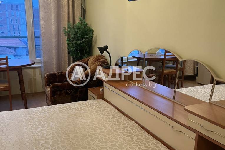 Двустаен апартамент, София, Люлин 9, 689687, Снимка 1