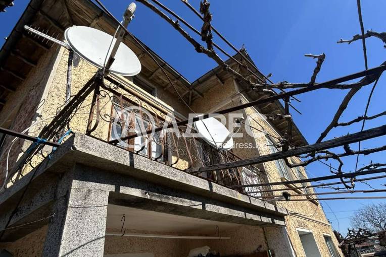 Къща/Вила, Дъскот, 692687, Снимка 1