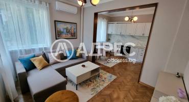 Тристаен апартамент, София, Център, 671688, Снимка 1