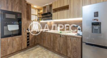 Тристаен апартамент, Варна, к.к. Св.Св. Константин и Елена, 677688, Снимка 10