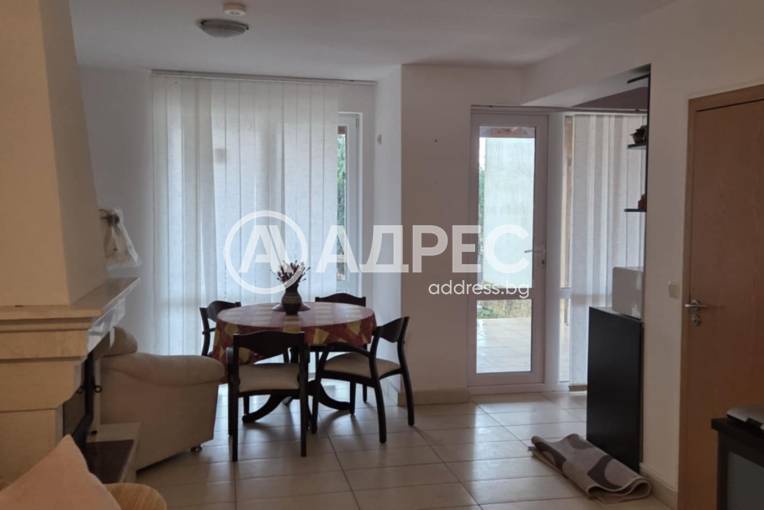 Къща/Вила, Балчик, Сборно място, 684688, Снимка 2