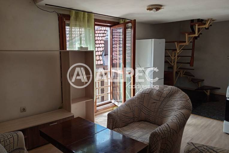 Едностаен апартамент, Велико Търново, Стара част, 689688, Снимка 4