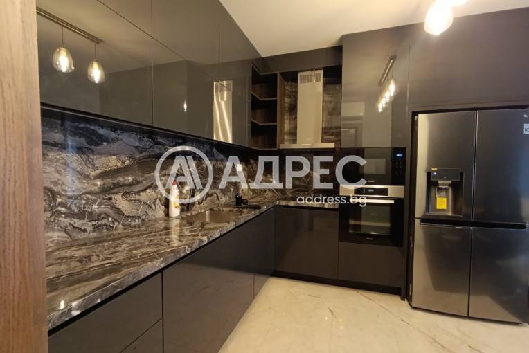 Тристаен апартамент, София, Център, 659689, Снимка 1