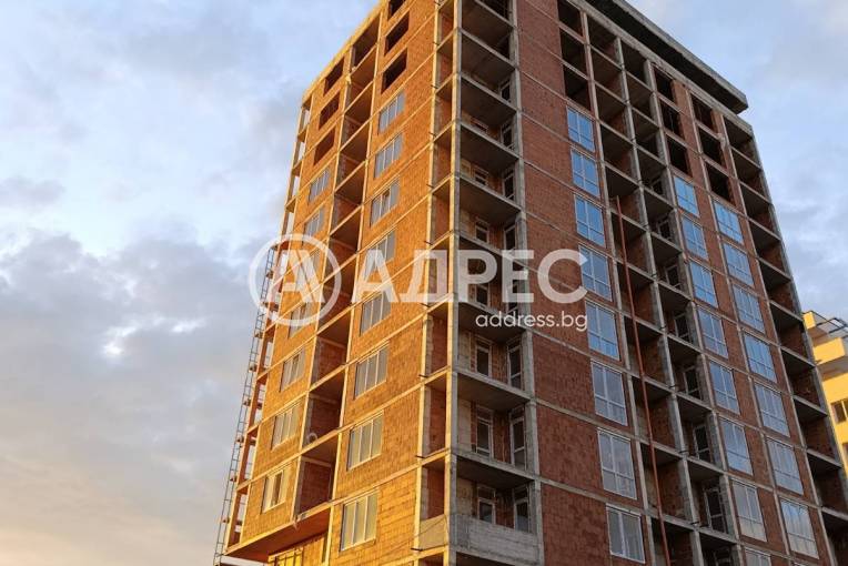 Тристаен апартамент, Бургас, Меден рудник - зона В, 672690, Снимка 1