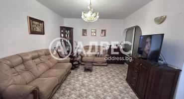 Тристаен апартамент, Велико Търново, Колю Фичето, 677690, Снимка 2