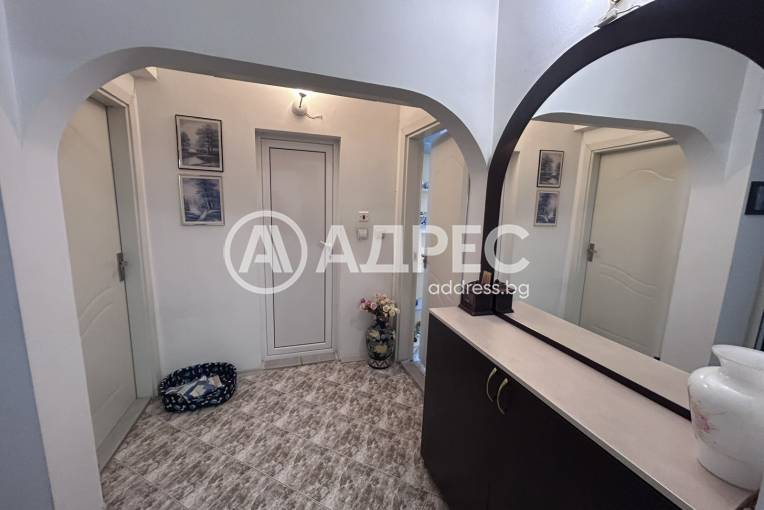 Тристаен апартамент, Велико Търново, Колю Фичето, 677690, Снимка 4