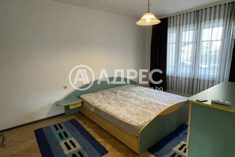 Тристаен апартамент, Велико Търново, Широк център, 680690, Снимка 8