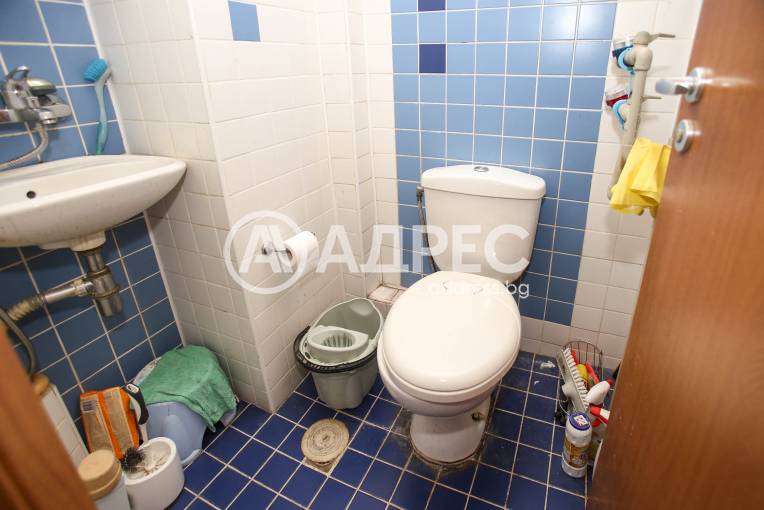 Тристаен апартамент, София, Красна поляна 2, 691690, Снимка 18