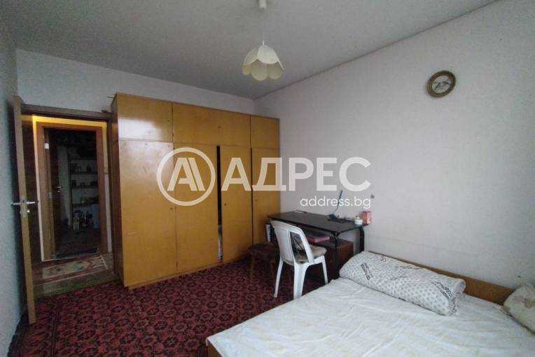 Тристаен апартамент, София, Красна поляна 2, 691690, Снимка 4