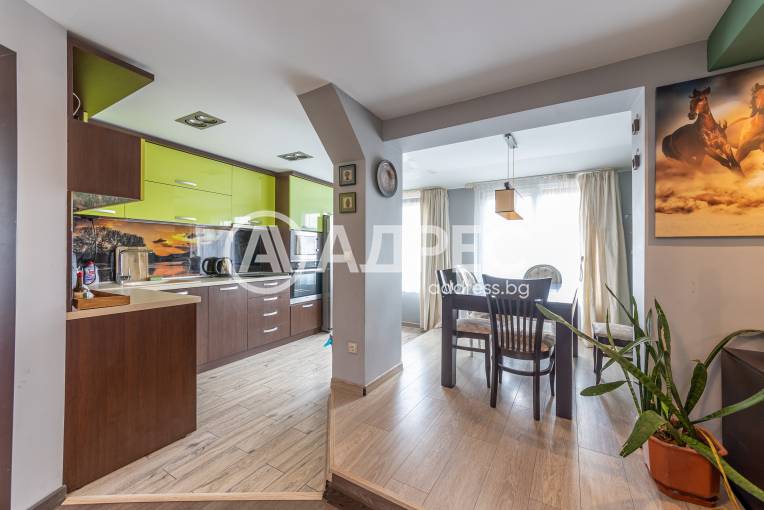 Тристаен апартамент, Варна, Погребите, 672691, Снимка 24