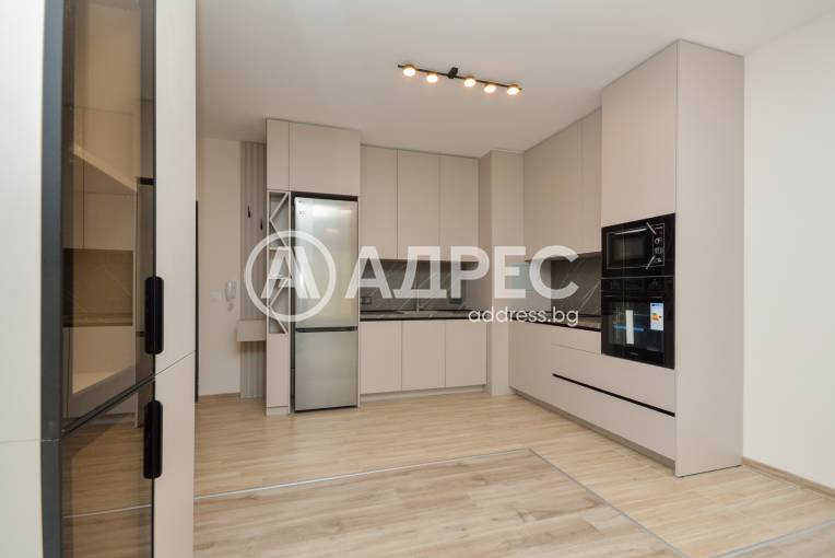 Тристаен апартамент, Бургас, Изгрев, 679691, Снимка 1