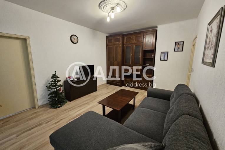 Тристаен апартамент, Варна, Електрон, 685691, Снимка 1