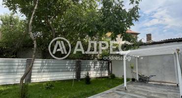 Тристаен апартамент, София, Триъгълника, 661692, Снимка 1