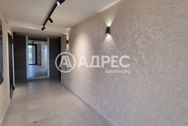 Тристаен апартамент, Пловдив, Тракия, 673693, Снимка 1