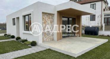 Къща/Вила, Велика, кв. 13, 697693, Снимка 2