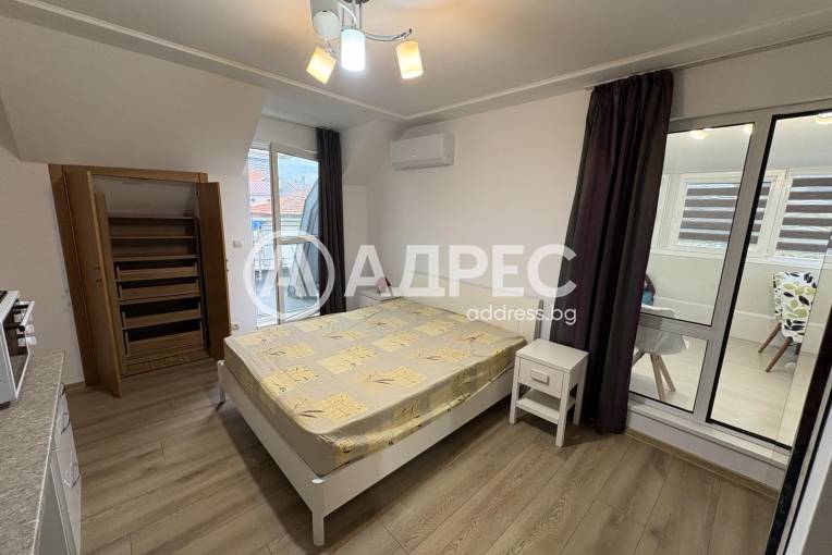 Двустаен апартамент, Варна, Икономически университет, 671694, Снимка 1