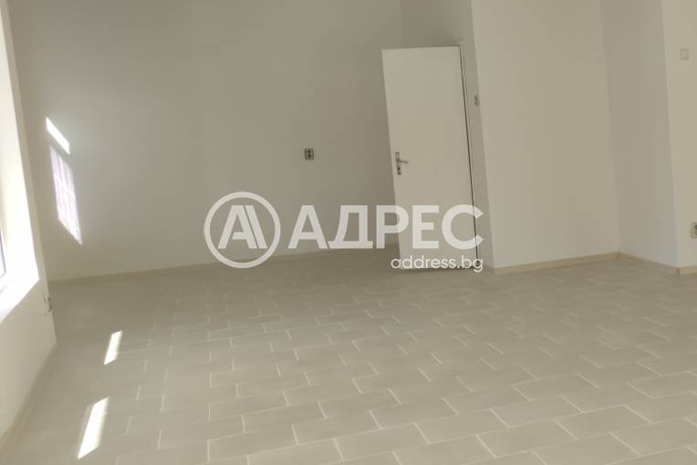 Търговски помещения, Сливен, Българка, 685694, Снимка 2