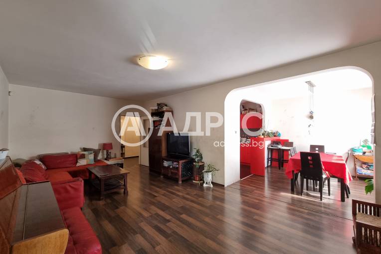 Многостаен апартамент, София, Мусагеница, 630695, Снимка 1