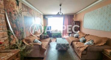 Тристаен апартамент, София, Разсадника, 654695, Снимка 1