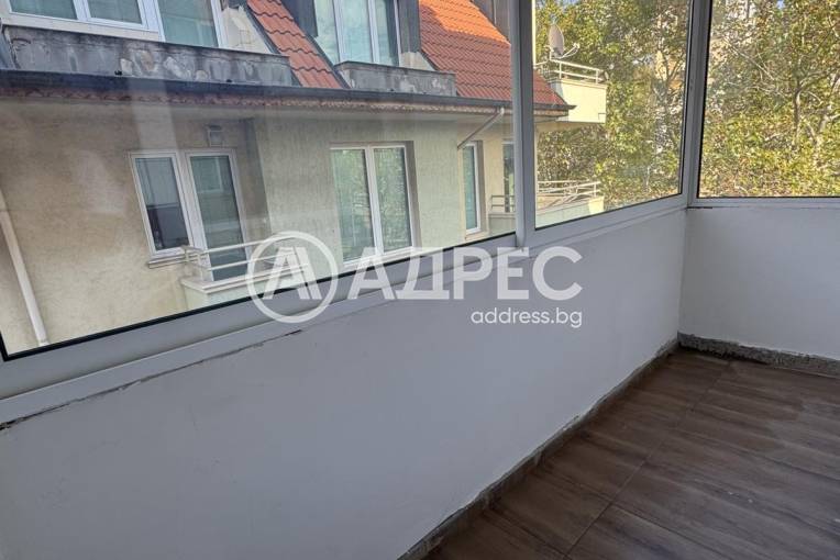 Тристаен апартамент, Благоевград, Широк център, 512696, Снимка 10