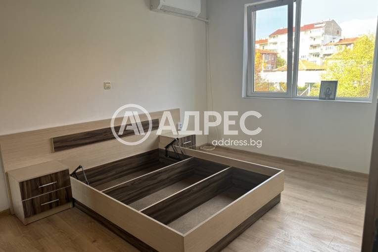 Тристаен апартамент, Благоевград, Широк център, 512696, Снимка 4